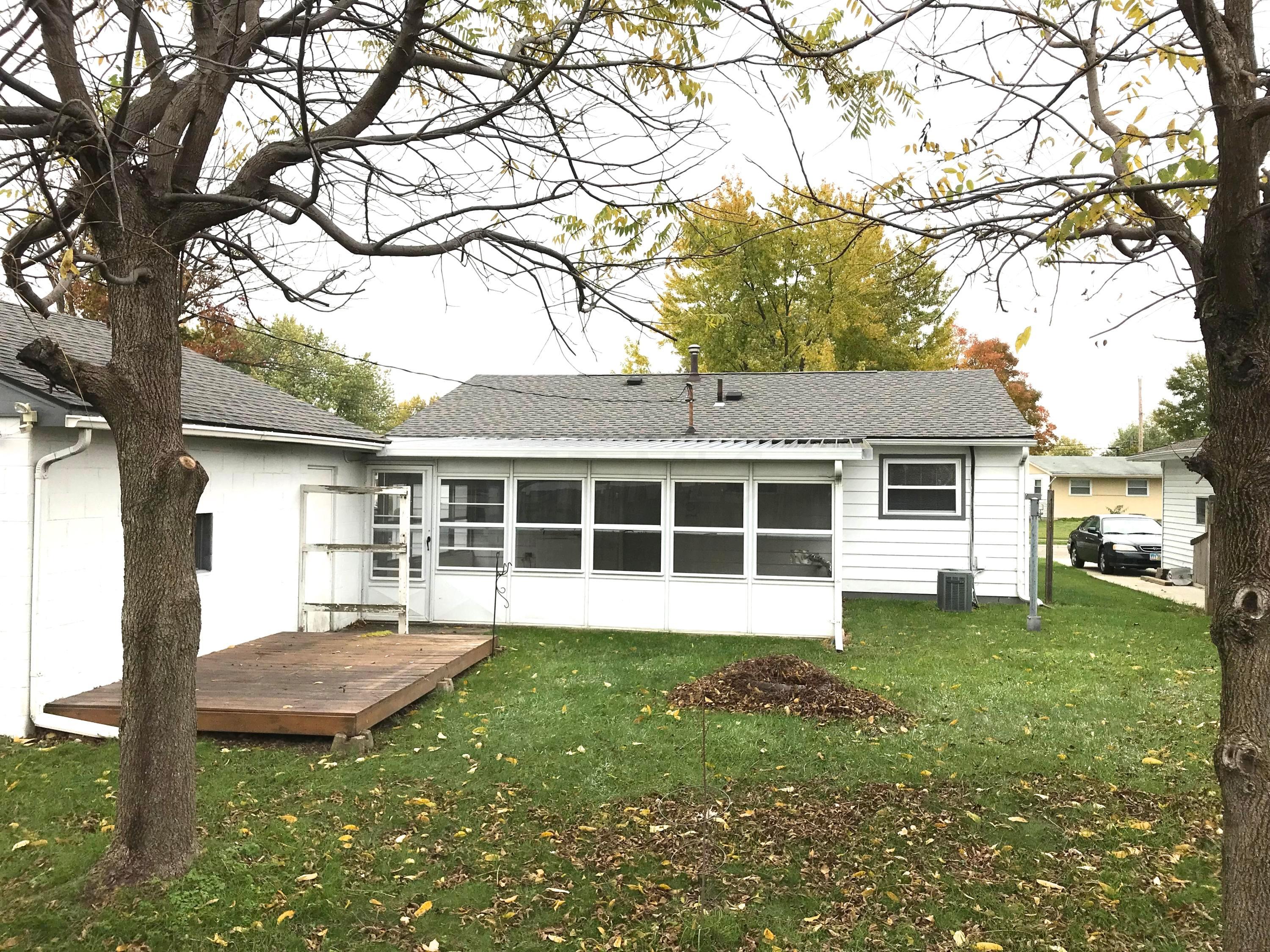 229 Redmond Road Columbus, OH 43228 - Photo 22 of 25 Gallery Image 22