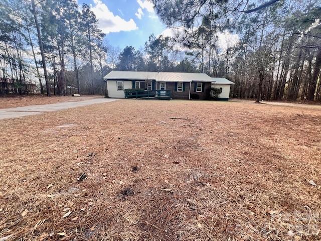 405 West Inwood Street Bethune, SC 29009 - Photo 3 of 20
