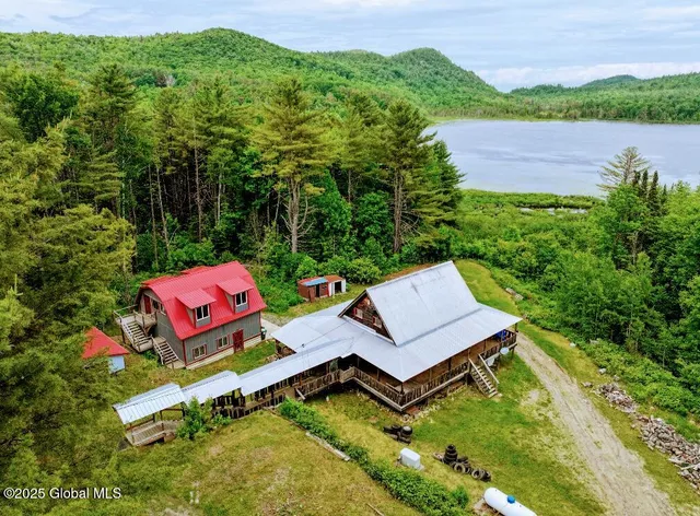 $219,999 | 92 Riddle Road, Moriah, NY 12956