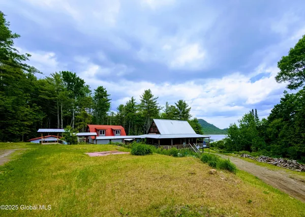 $208,999 | 92 Riddle Road, Moriah, NY 12956