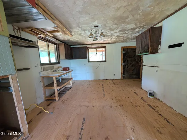 $219,999 | 92 Riddle Road, Moriah, NY 12956