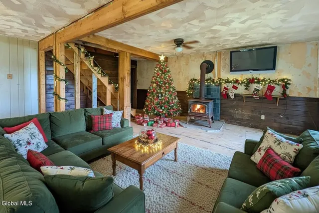 $219,999 | 92 Riddle Road, Moriah, NY 12956