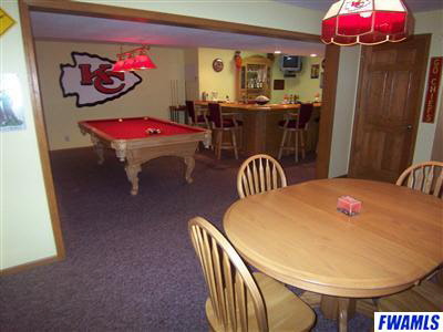 6861 West Maple Grove Road Huntington, IN 46750 - Photo 4 of 25 Gallery Image 4