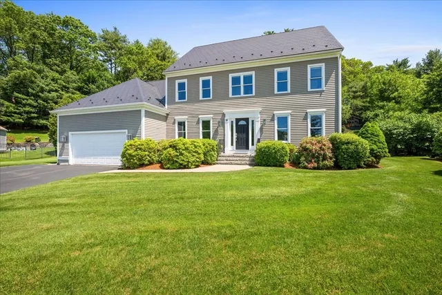 $985,000 | 14 Vanessa Drive, Northborough, MA 01532