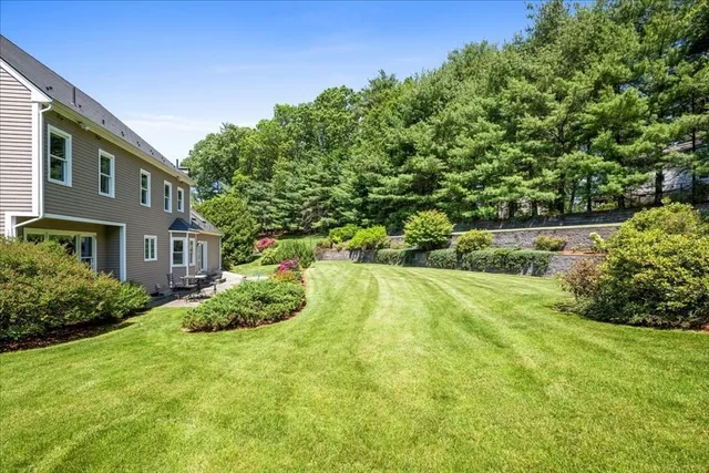 $985,000 | 14 Vanessa Drive, Northborough, MA 01532