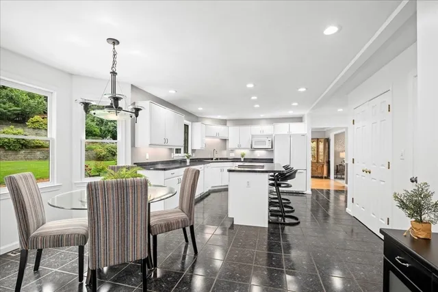 $985,000 | 14 Vanessa Drive, Northborough, MA 01532