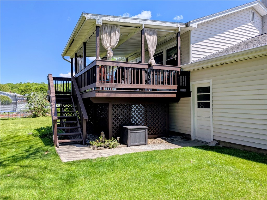 225 Meadowlark Road Horseheads, NY 14845 - Photo 7 of 49 Deck overlooking the large backyard (100 x 125 fee