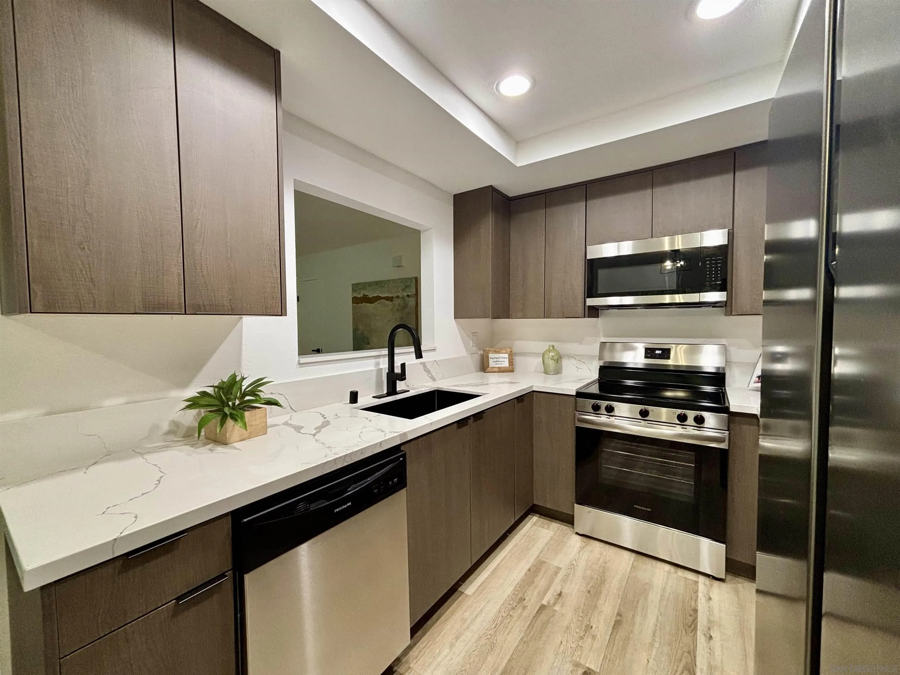 3401 Del Este Way Oceanside, CA 92056 - Photo 11 of 26