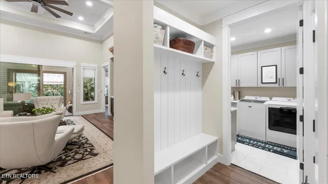 $650,000 | 140 Utsesti Way, Loudon, TN 37774