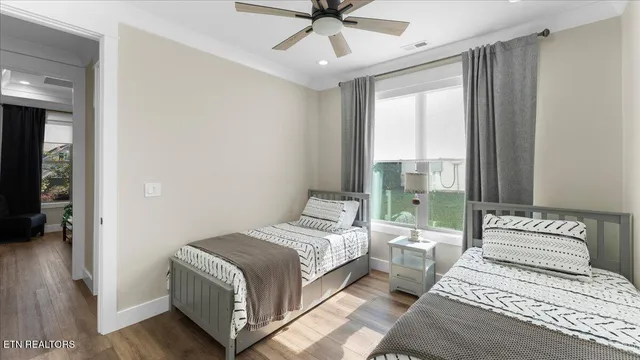 $650,000 | 140 Utsesti Way, Loudon, TN 37774