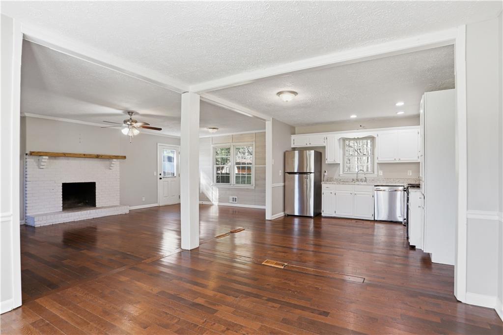 4716 Cheri Lynn Road Northwest Acworth, GA 30101 - Photo 5 of 31