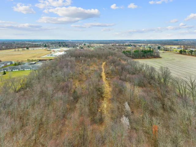 $230,000 | 56600 Highway 51, Dowagiac, MI 49047