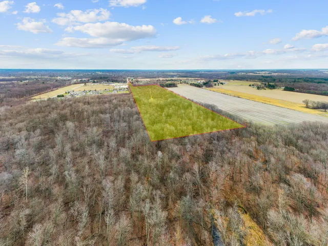 $230,000 | 56600 Highway 51, Dowagiac, MI 49047