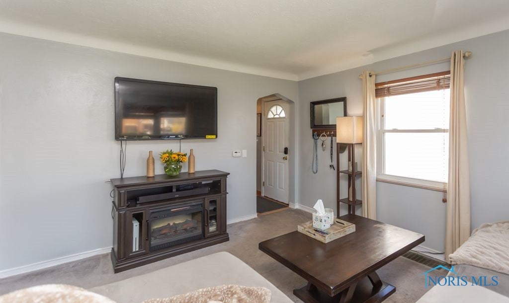 3617 Bellevue Road Toledo, OH 43613 - Photo 7 of 30 Gallery Image 7