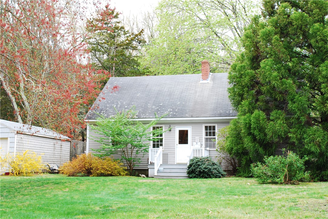 57 Old Harbor Road Little Compton, RI 02837 - Photo 4 of 14 Gallery Image 4