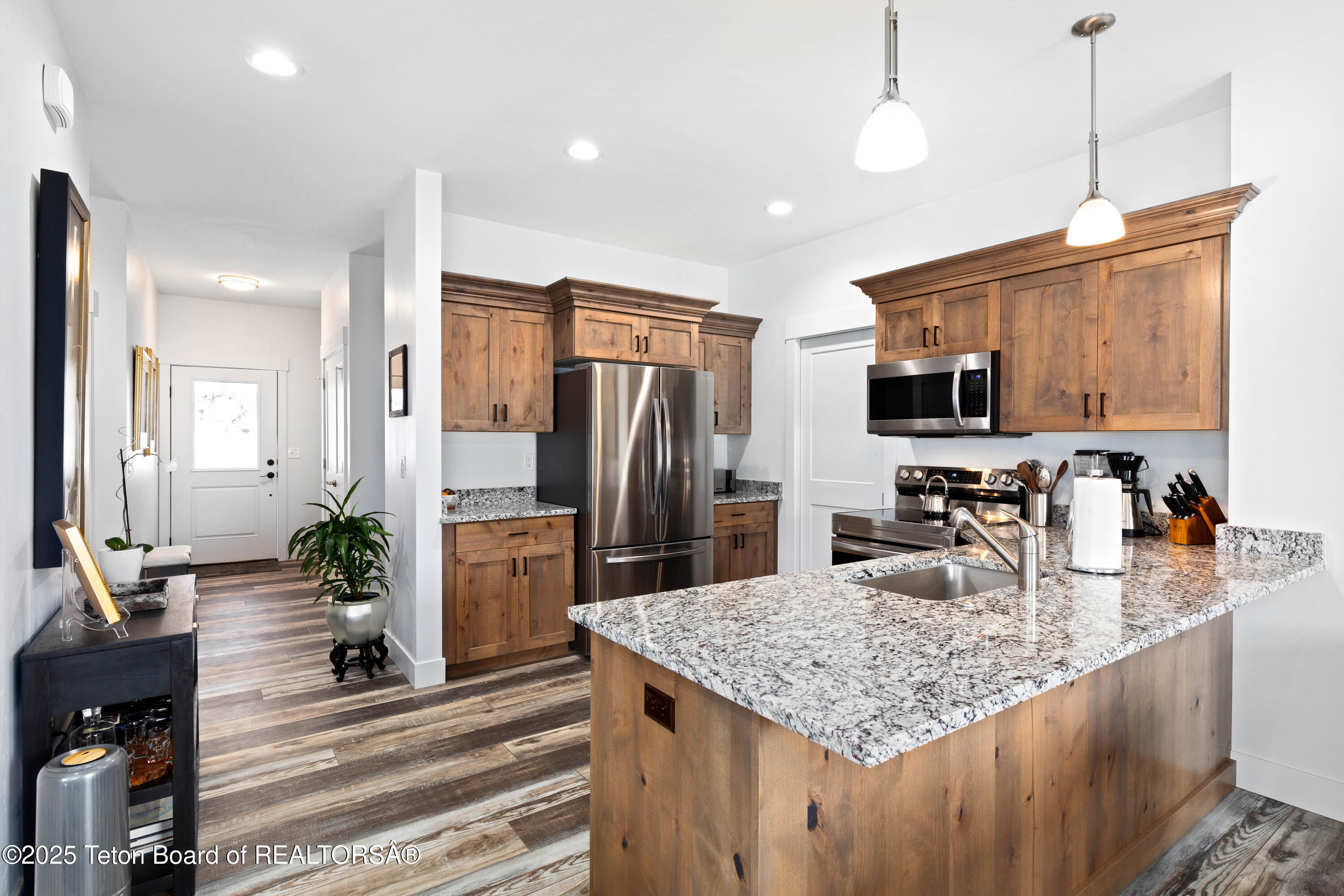 265 River Circle, Unit 2 Alpine, WY 83128 - Photo 15 of 36 265 River Circle Unit 2 Alpine_1466-2