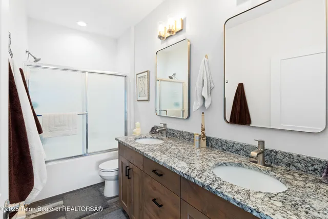 $539,000 | 265 River Circle, Unit 2, Alpine, WY 83128