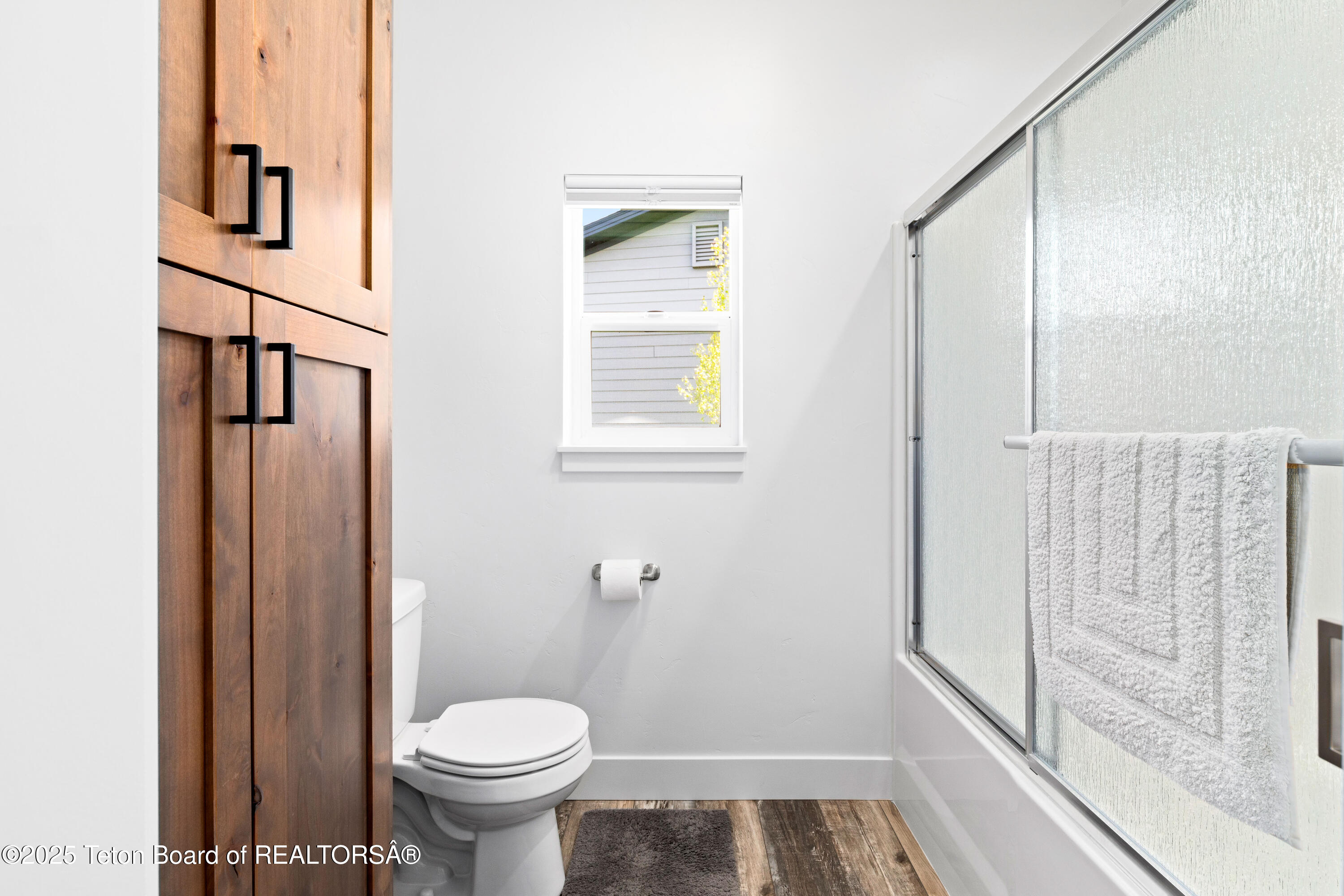 265 River Circle, Unit 2 Alpine, WY 83128 - Photo 29 of 36 265 River Circle Unit 2 Alpine_1416-2