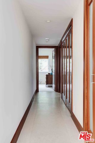 $4,500,000 | 915 Centinela Avenue, Santa Monica, CA 90403