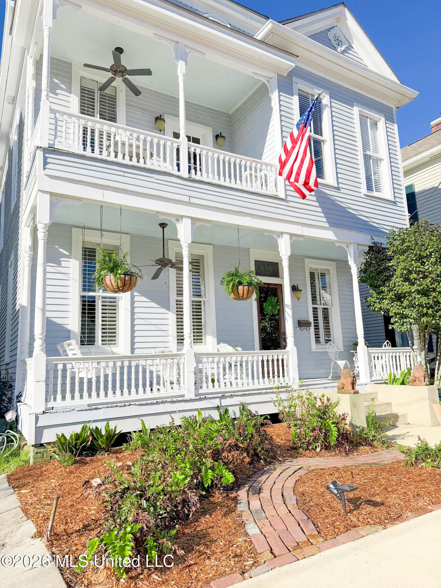 610 State Street Natchez, MS 39120 - Photo 1 of 28 Front