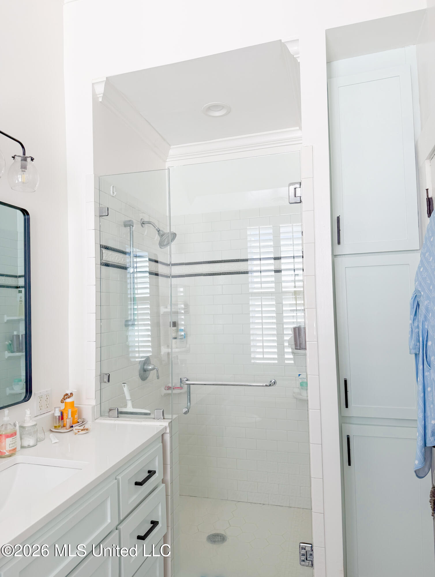 610 State Street Natchez, MS 39120 - Photo 17 of 28 Primary ensuite bathroom