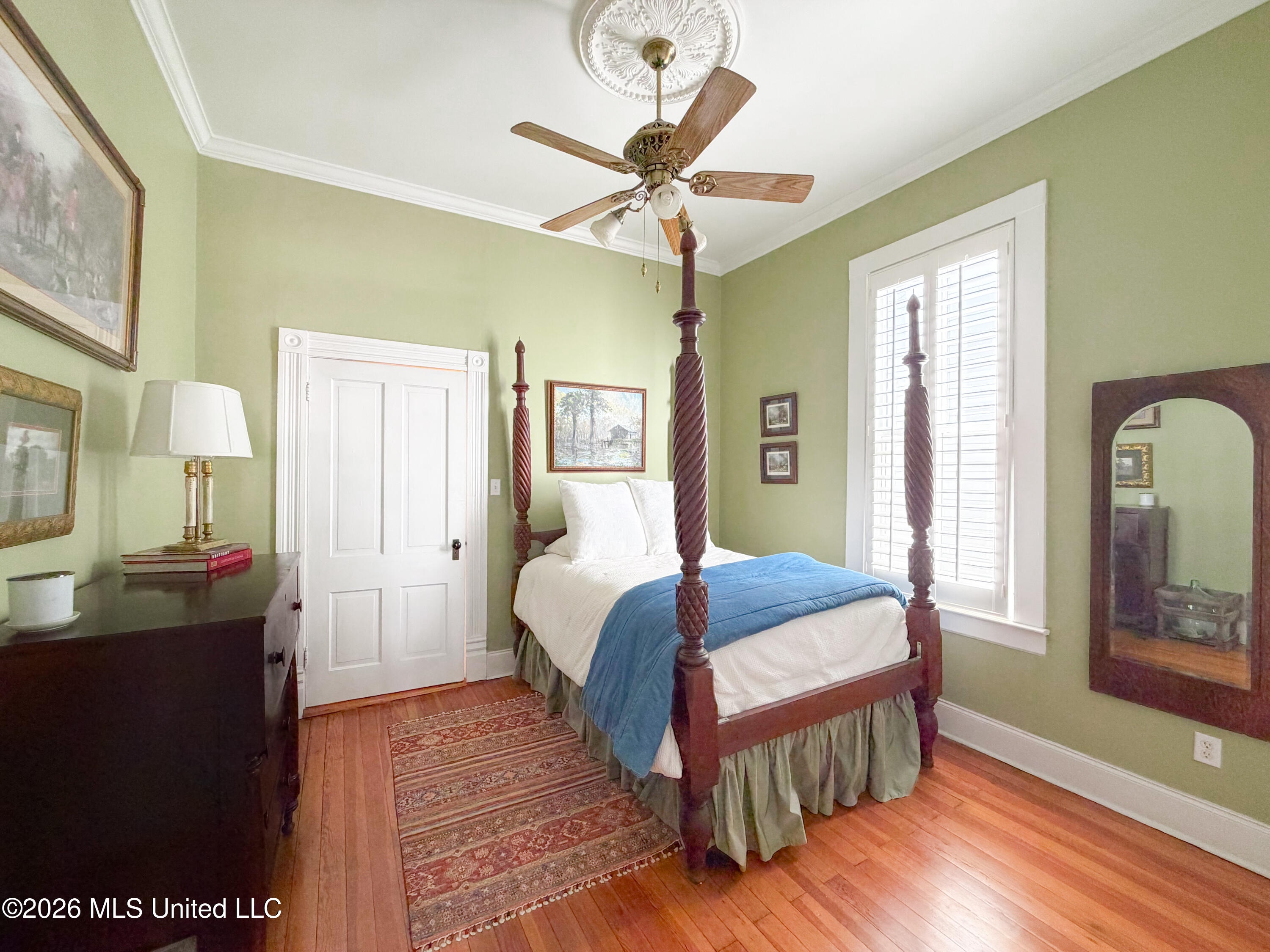 610 State Street Natchez, MS 39120 - Photo 9 of 28 1st Floor bedroom