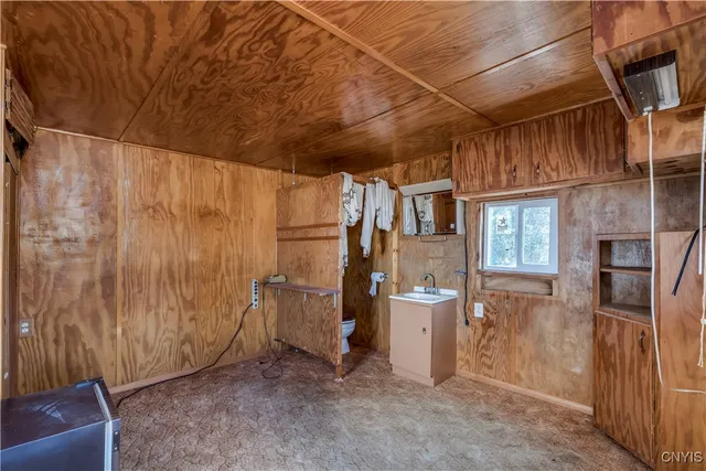 $89,900 | 2700 County Road 28, Waddington, NY 13660