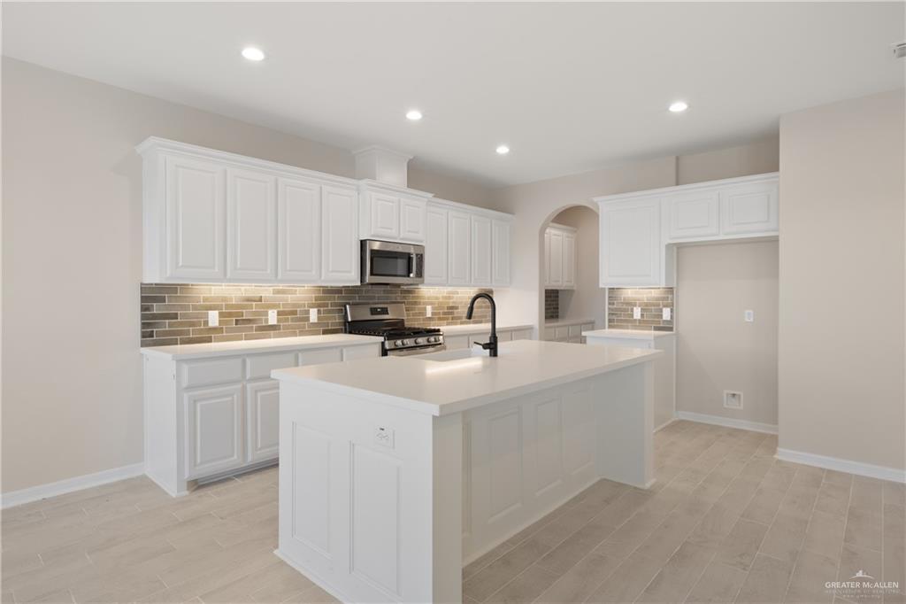 6521 Anaqua Loop McAllen, TX 78504 - Photo 4 of 13