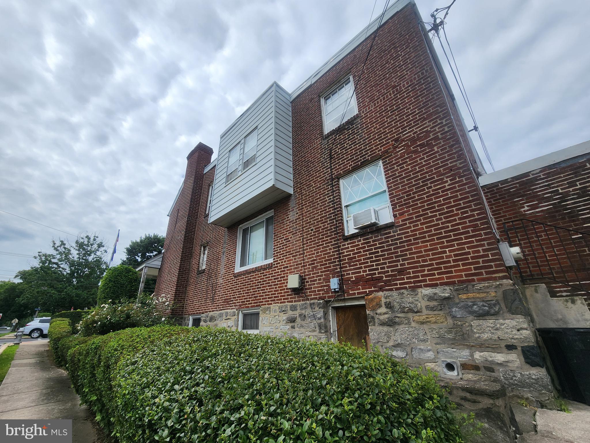 1019 Baily Road Lansdowne, PA 19050 - Photo 2 of 36