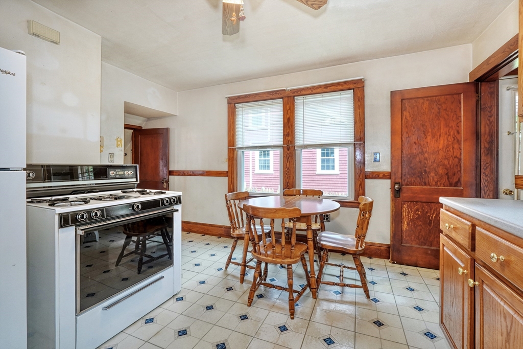 19 Hillside Road Dedham, MA 02026 - Photo 12 of 41 Gallery Image 12