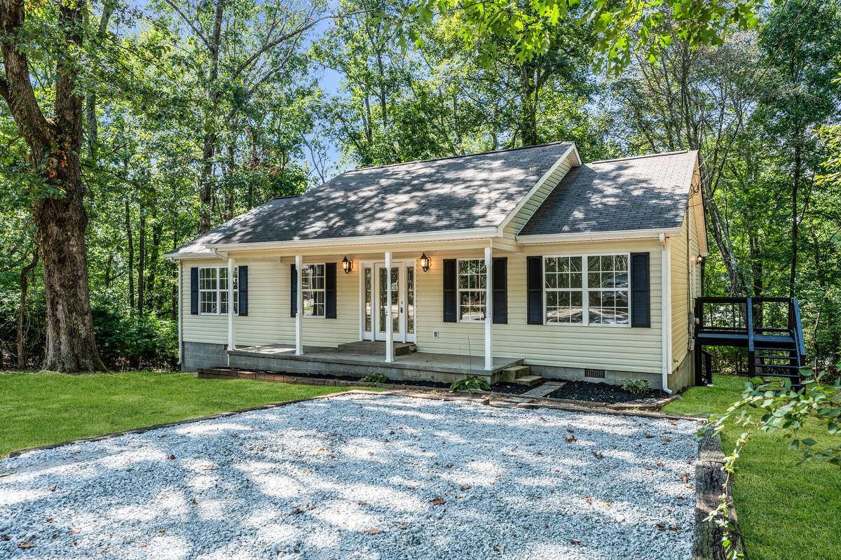 405 Spring Street Monteagle, TN 37356 - Photo 3 of 38 Gallery Image 3