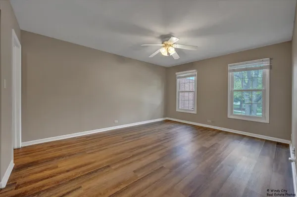 $2,290 | 520 Shorely Drive, Unit 203, Barrington, IL 60010