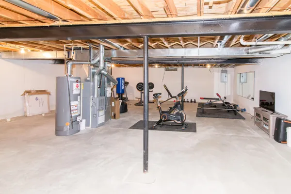 $265,000 | 1854 North Kenwyck Drive, Ypsilanti, MI 48198