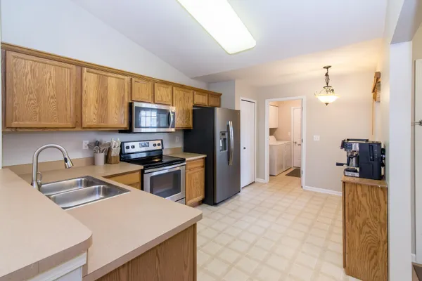$265,000 | 1854 North Kenwyck Drive, Ypsilanti, MI 48198