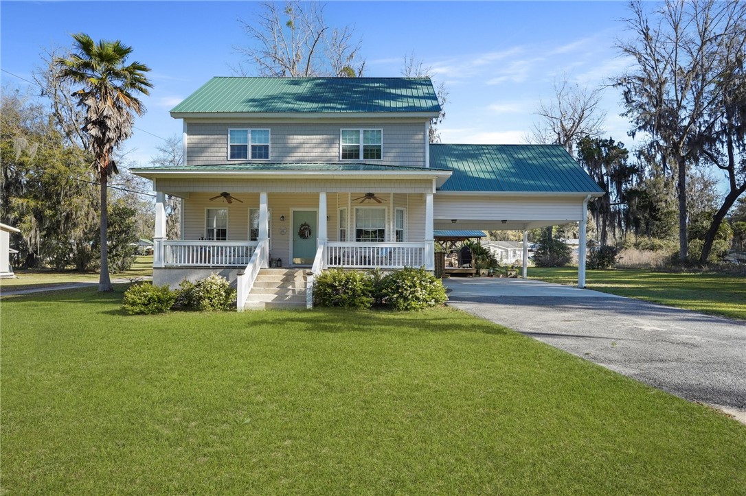 Low county style home