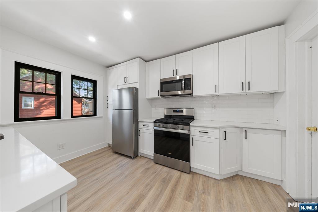 11 West Gouverneur Avenue, Unit 2 Rutherford, NJ 07070 - Photo 14 of 20