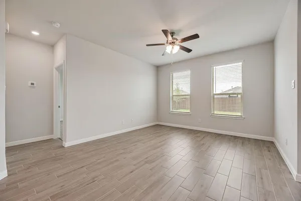 $2,300 | 4365 Mill Stream Lane, Fort Worth, TX 76036