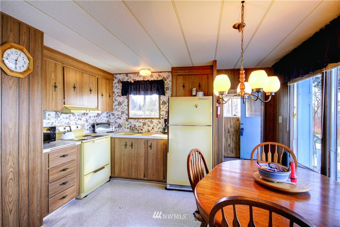 3649 Harnden Road Bellingham, WA 98226 - Photo 9 of 25 Gallery Image 9