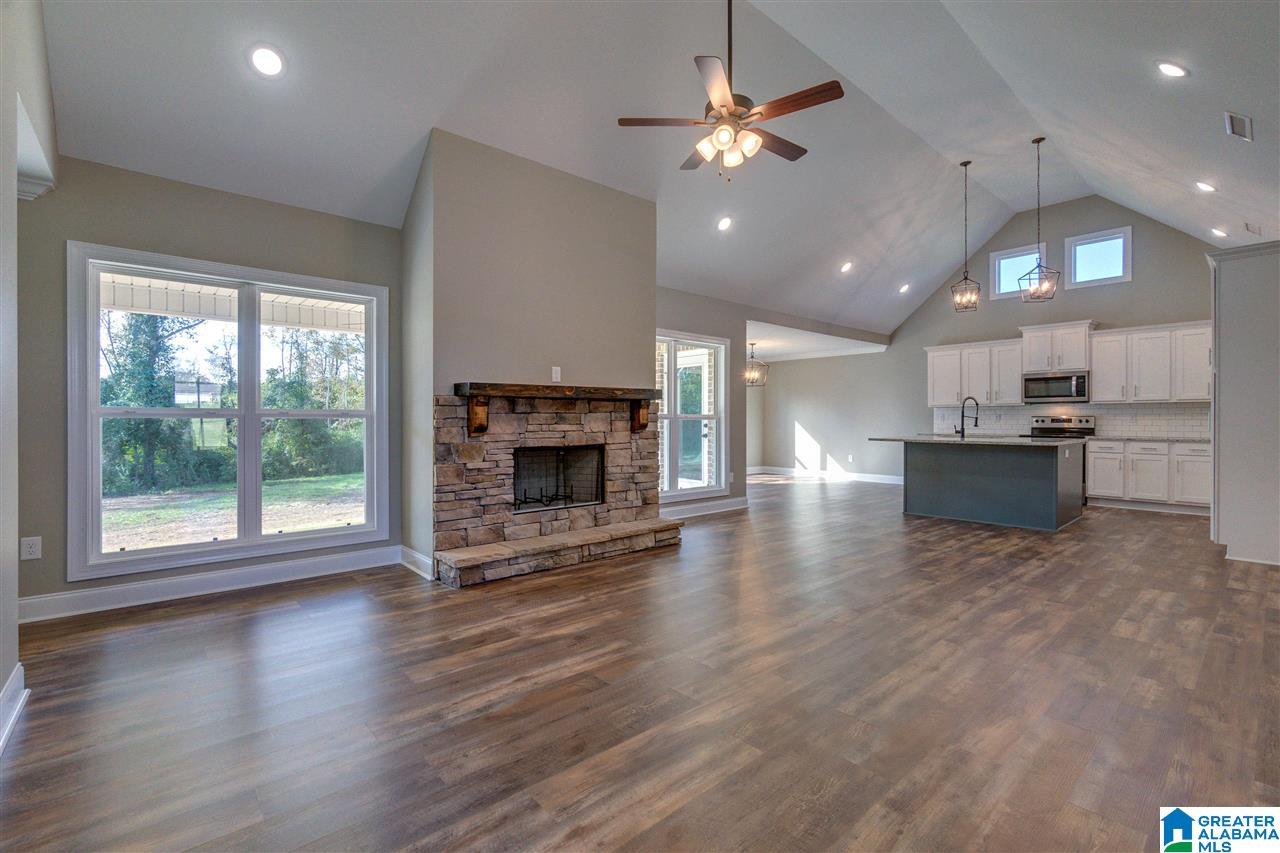 175 Crest Loop Road Clanton, AL 35045 - Photo 8 of 43