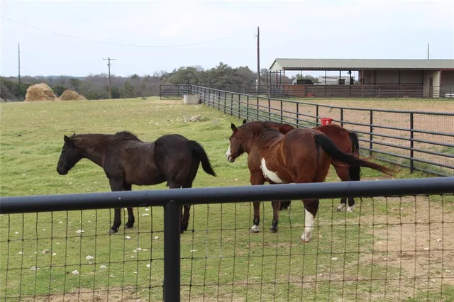 $1,600,000 | 2820 Talbert Ranch Road, China Spring, TX 76633