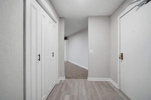 $169,900 | 1 Renaissance Place, Unit 709, Palatine, IL 60067