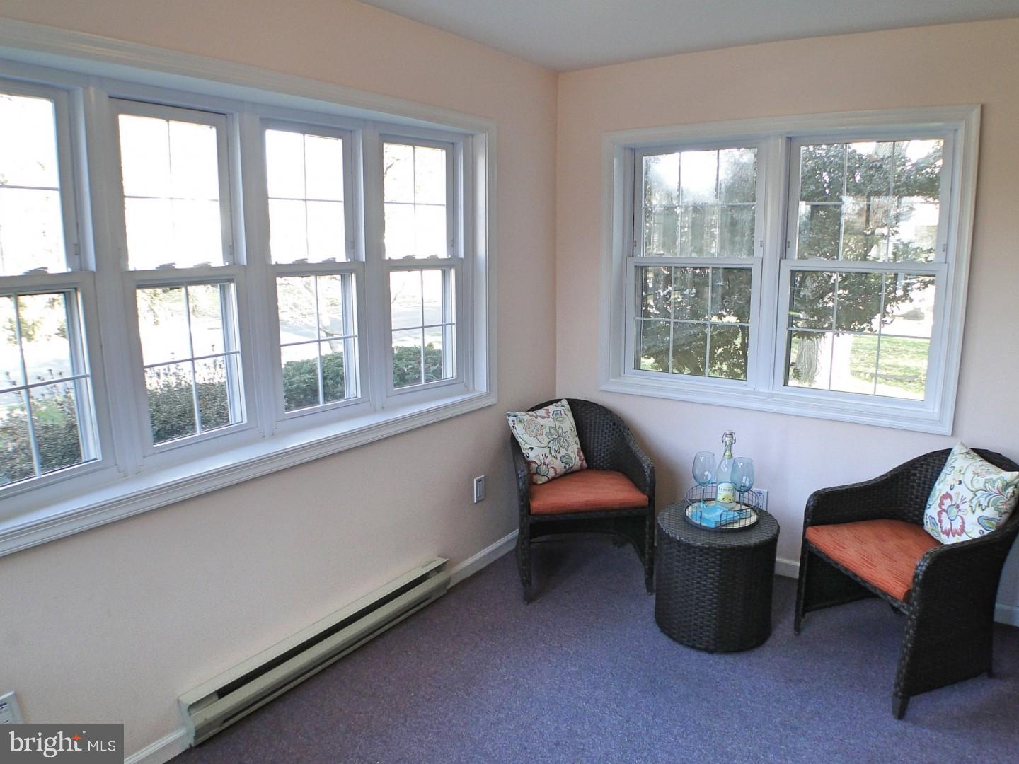 327 Powell Road Springfield, PA 19064 - Photo 2 of 25 Porch
