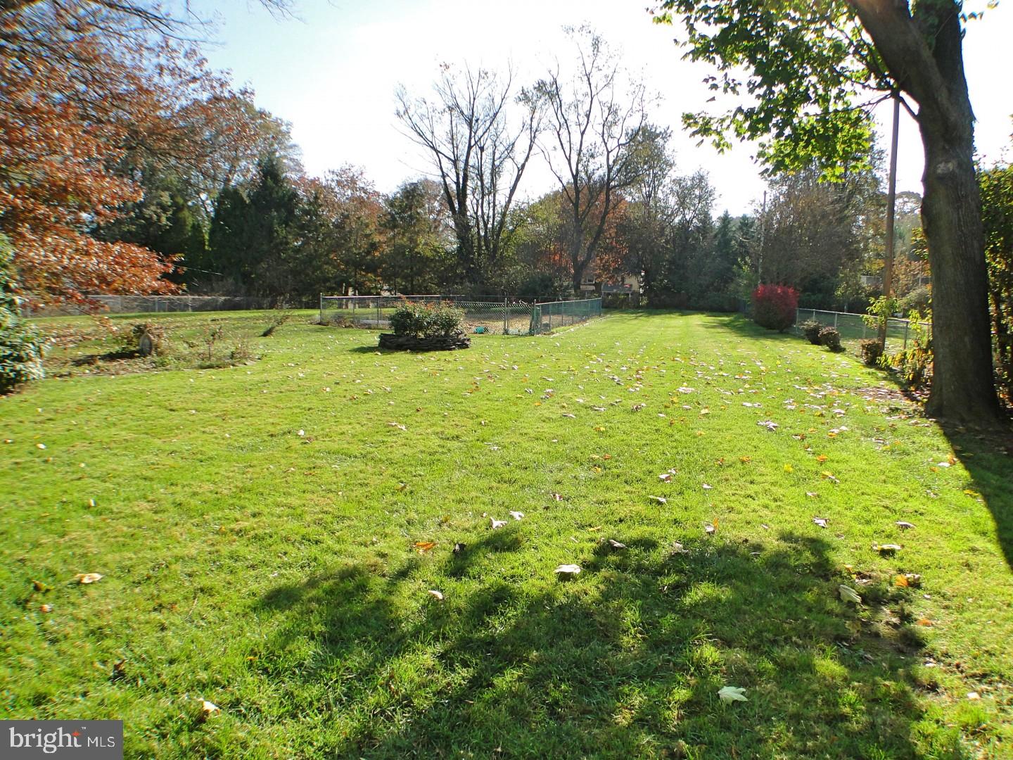 327 Powell Road Springfield, PA 19064 - Photo 25 of 25 Back Yard