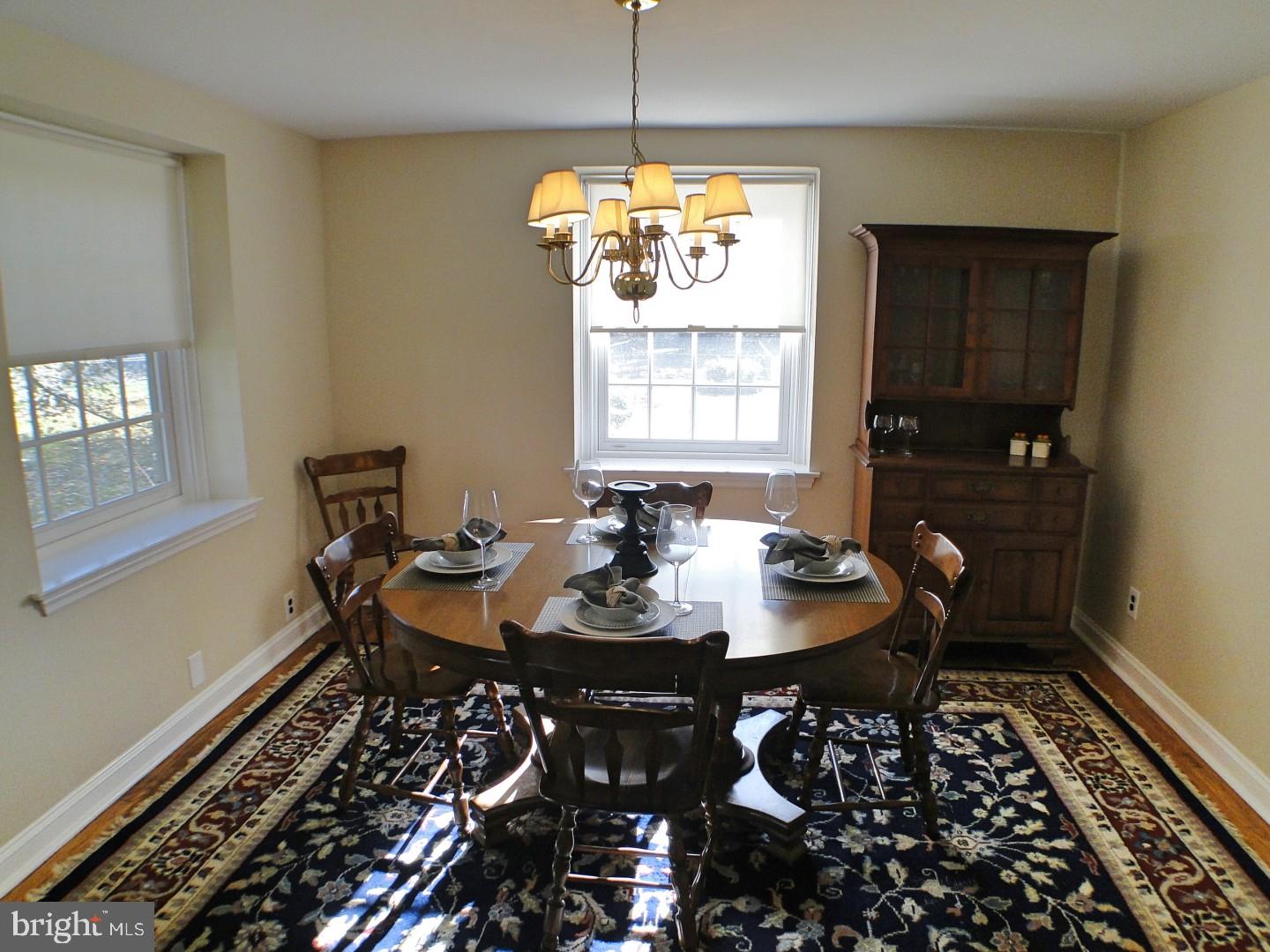 327 Powell Road Springfield, PA 19064 - Photo 6 of 25 Dining Room
