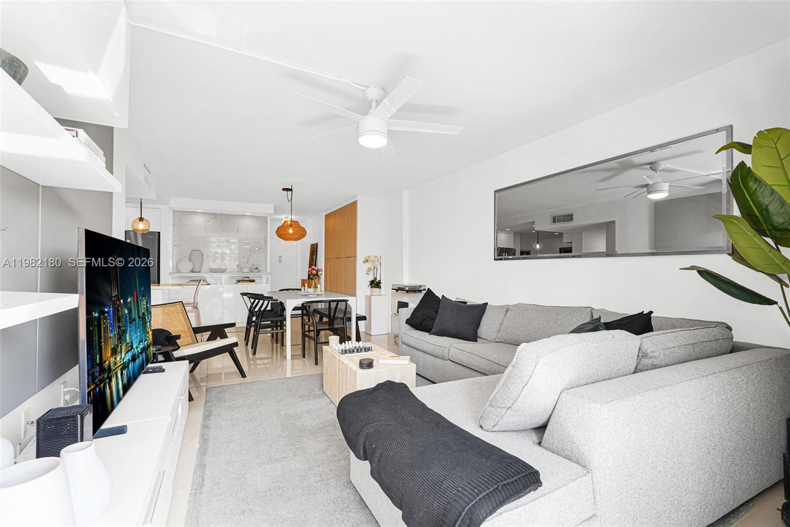 1605 Bay Road, Unit 201 Miami Beach, FL 33139 - Photo 27 of 45