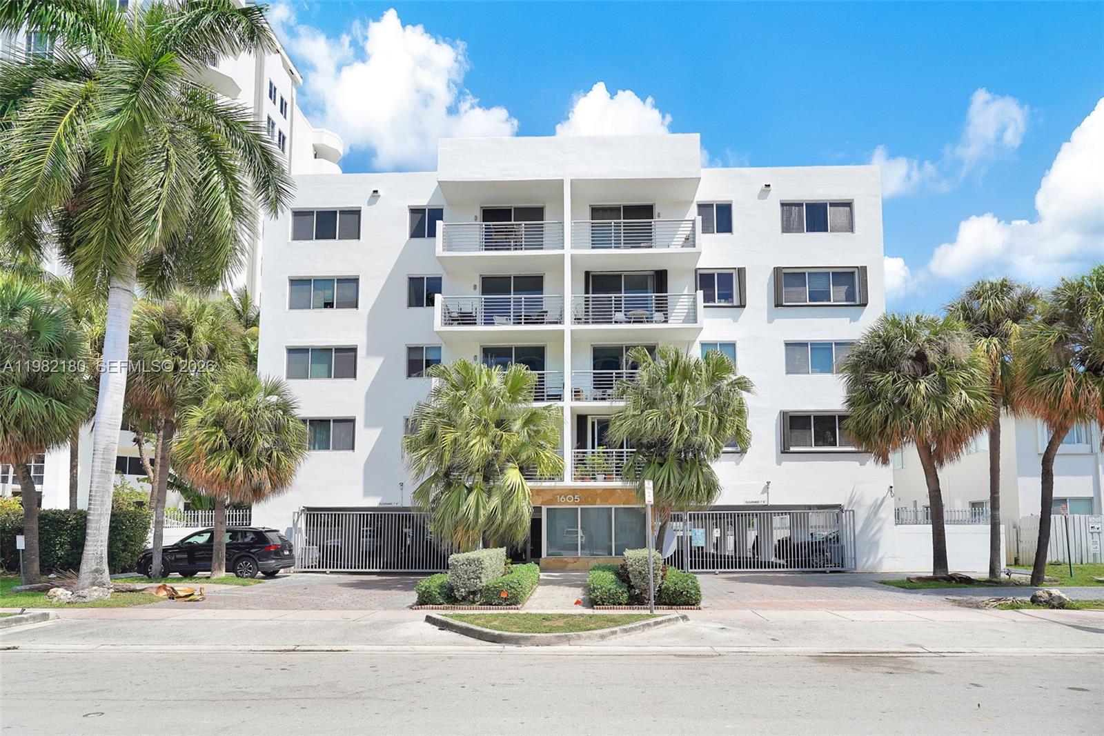 1605 Bay Road, Unit 201 Miami Beach, FL 33139 - Photo 44 of 45