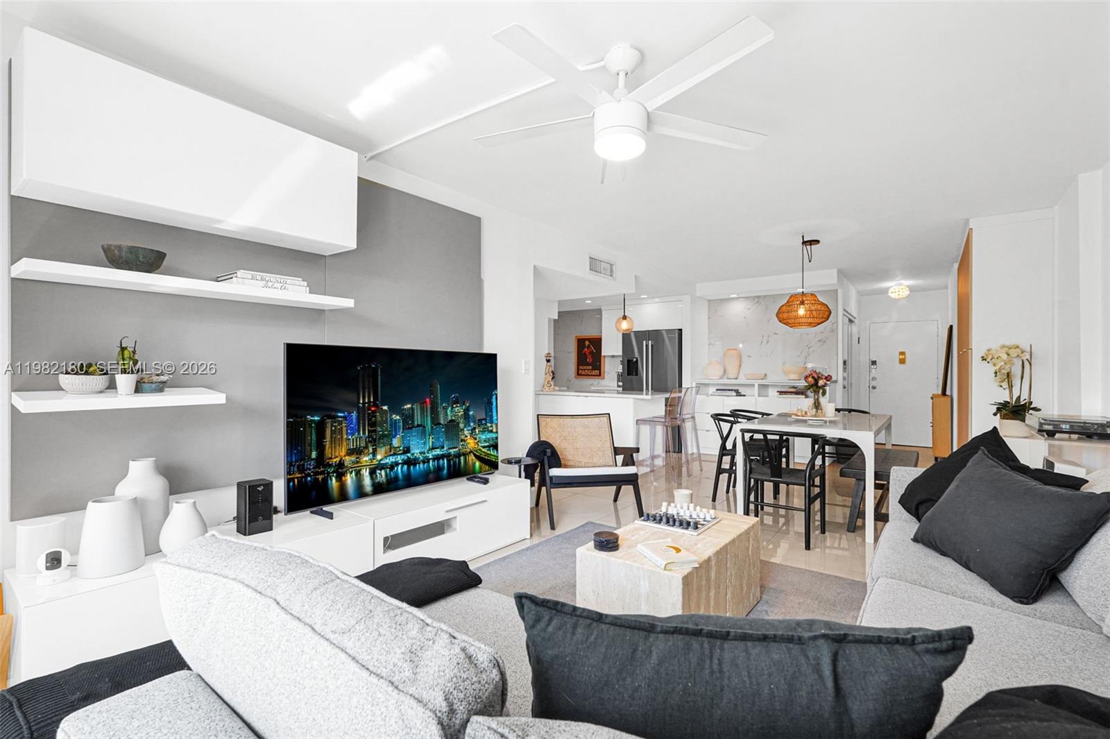 1605 Bay Road, Unit 201 Miami Beach, FL 33139 - Photo 6 of 45