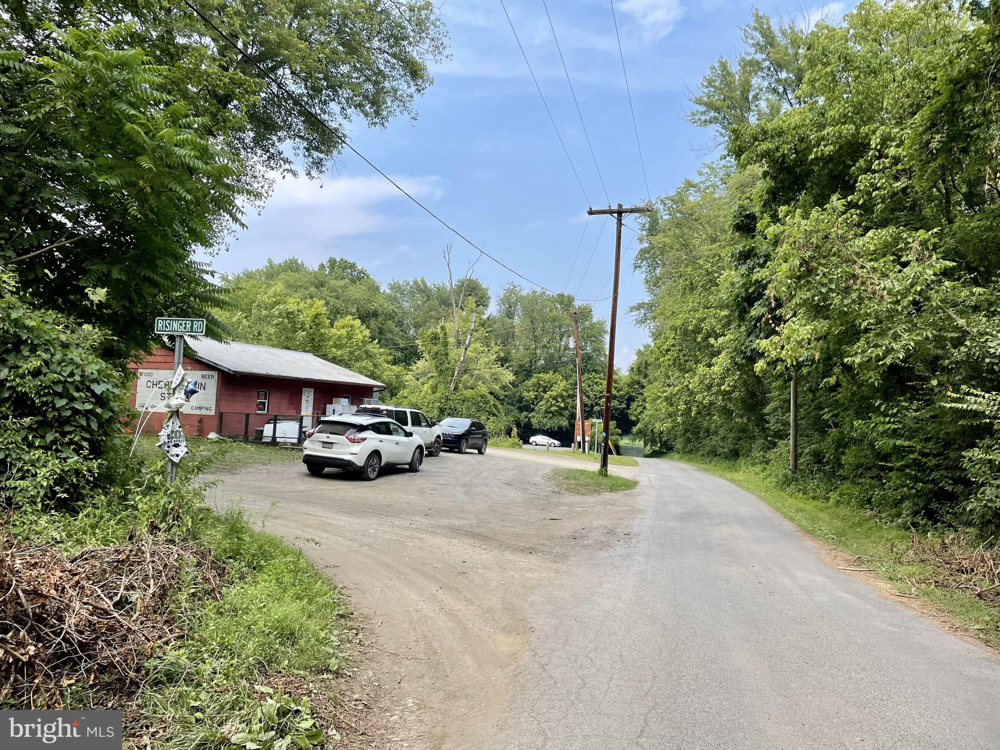 512 Risinger Road Hedgesville, WV 25427 - Photo 5 of 93 Risinger Rd by camp store