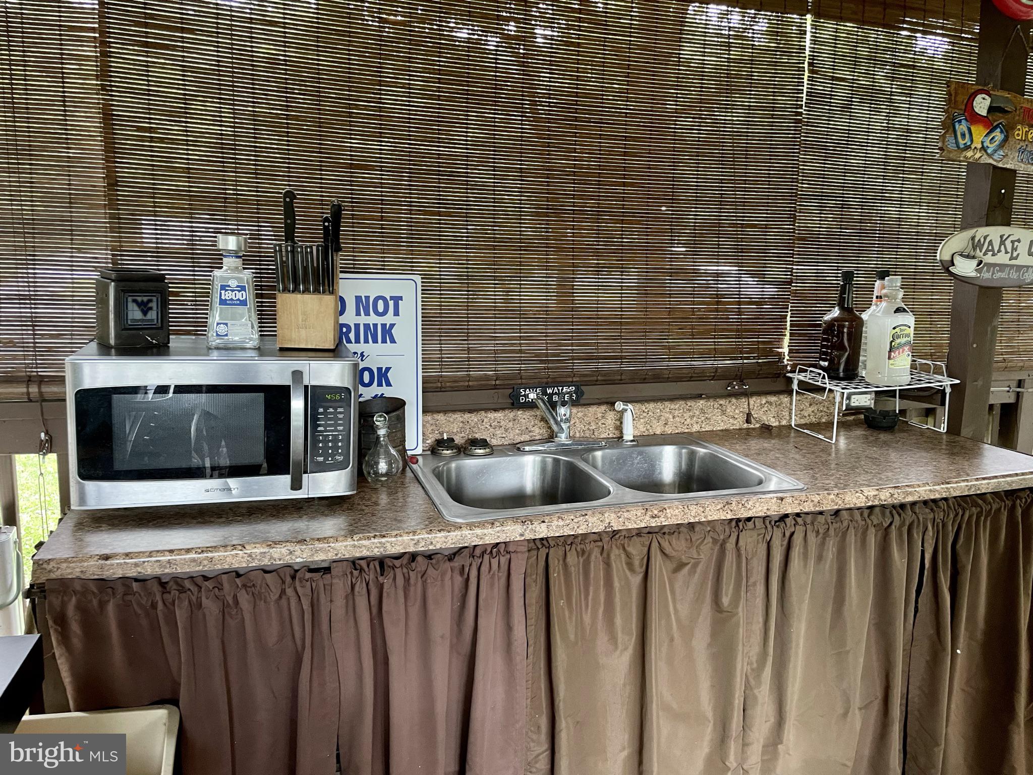 512 Risinger Road Hedgesville, WV 25427 - Photo 41 of 93 outdoor kitchen