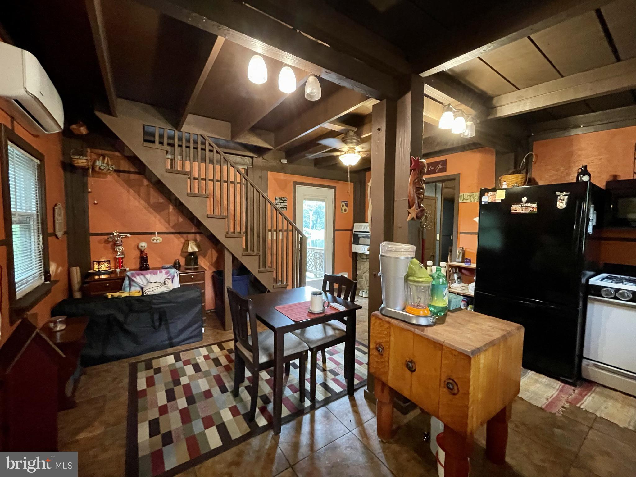 512 Risinger Road Hedgesville, WV 25427 - Photo 58 of 93 kitchen/dining